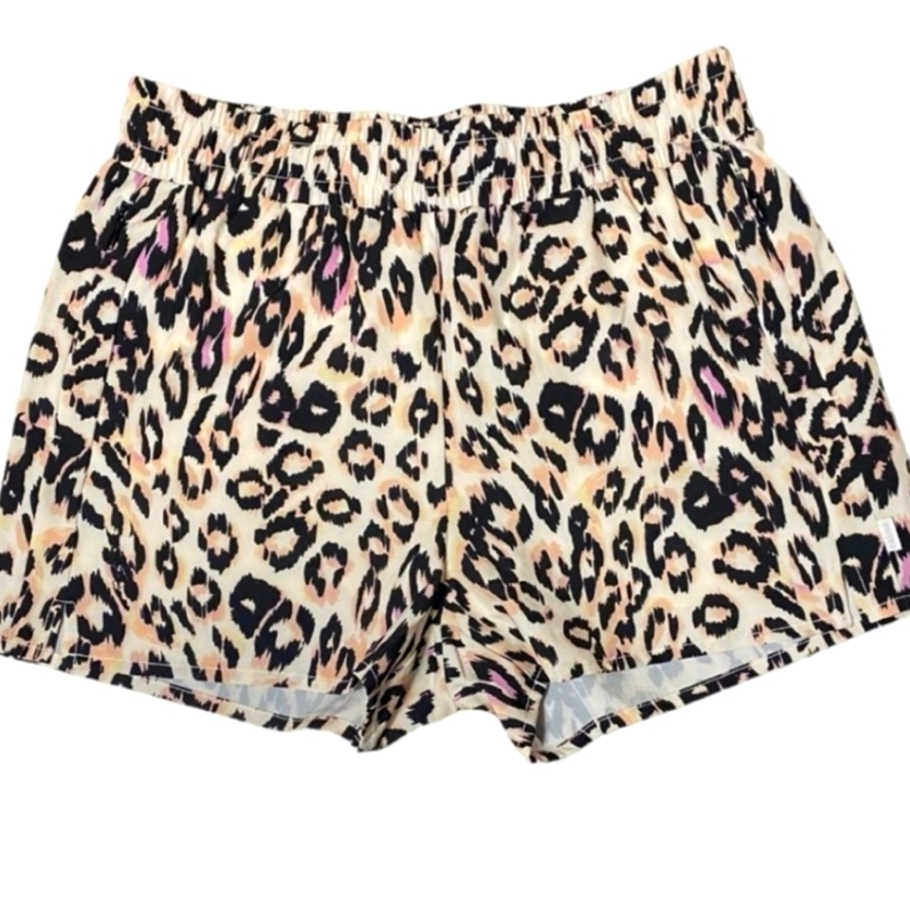 Johnny Was Calme Elements Hike Shorts  Leopard Print NWT XL